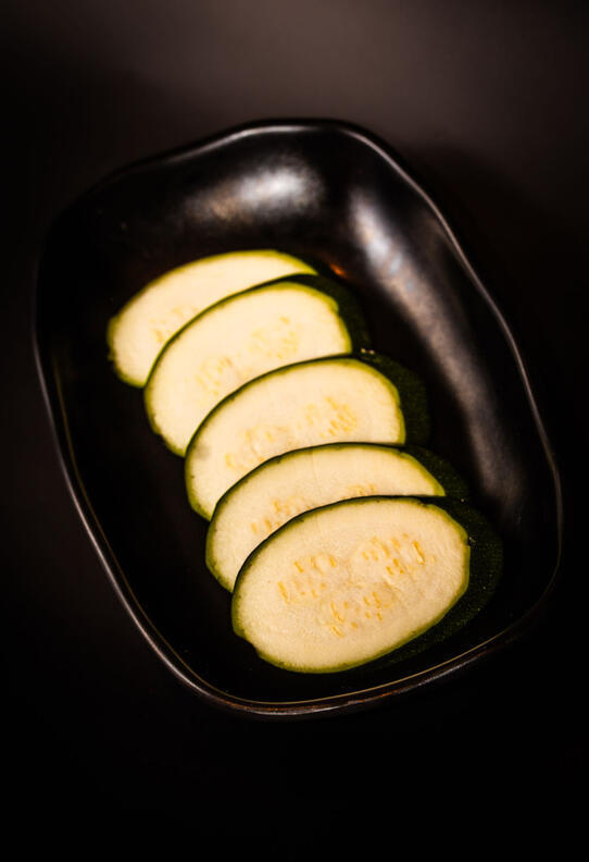 V2. Zucchini