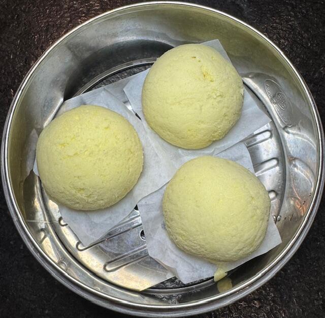 D36. Durian Buns